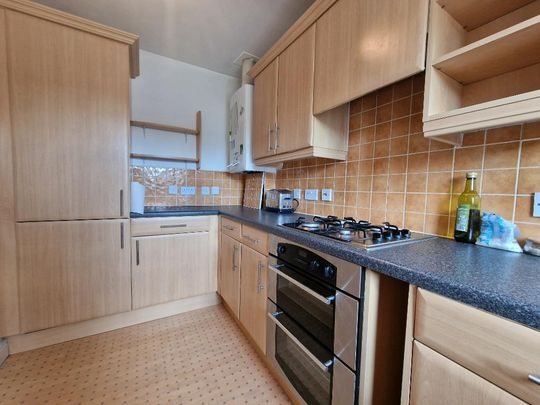 2 bedroom flat to rent - Photo 1