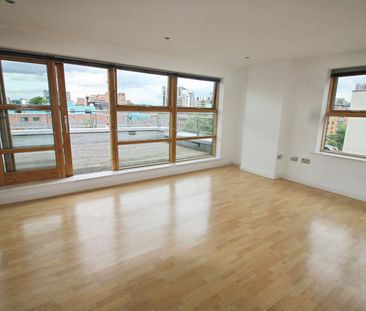 3 bedroom apartment to rent - Photo 6
