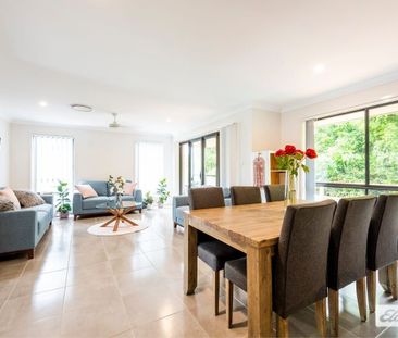 Modern 3 Bedroom Home in Quiet Cul-De-Sac! - Photo 2