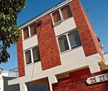 Renovated on the ground floor. - Photo 5
