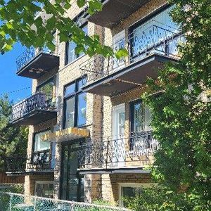 4.5 ROSEMONT A LOUER - Photo 2