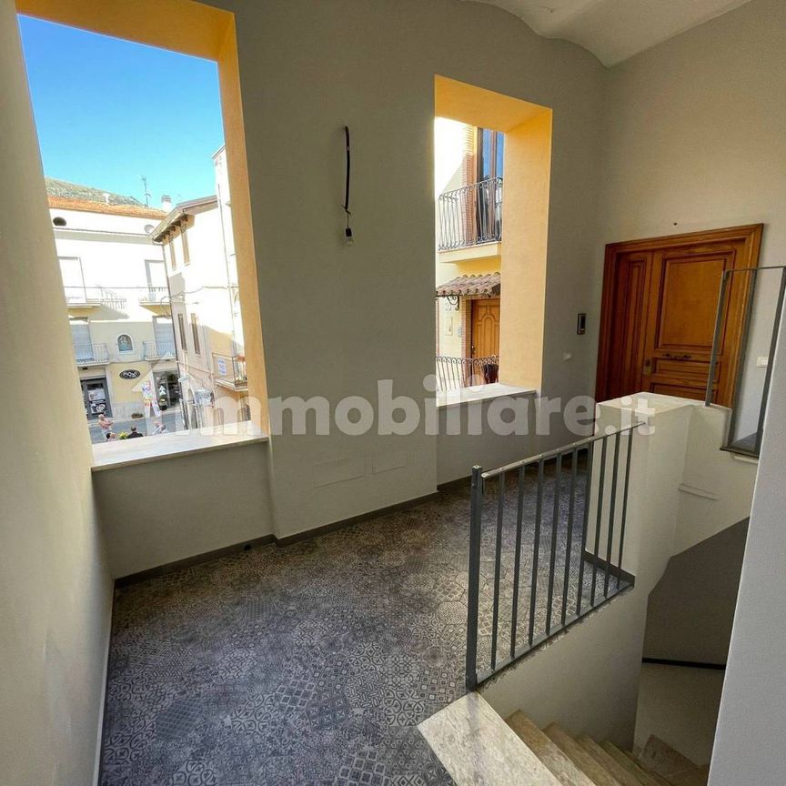 Quadrilocale via Cesare Augusto, Centro, Fondi - Photo 1
