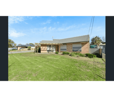 19 Thames drive, Reynella, SA 5161 - Photo 1