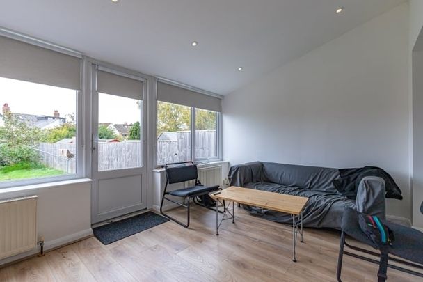 York Road, Headington - Photo 1