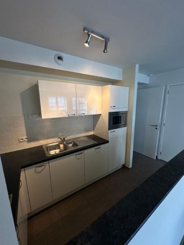 Lichtrijk appartement met 2 slaapkamers en 2 badkamers in Geel - Foto 4