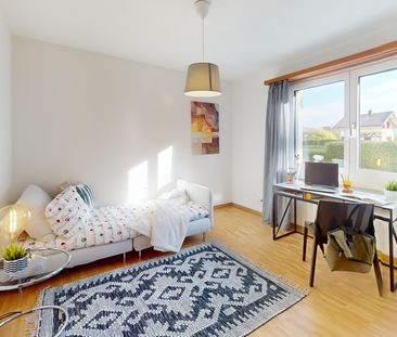 4.5 Zimmer, 98 m², 2. Stock - Photo 4