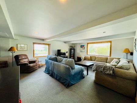 For Lease - 569513 6th Side Road, Blue Mountains, Ontario - Photo 4