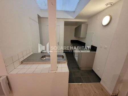 Location Maison 4 pièces 70m² ARMENTIERES 59280 - Photo 2