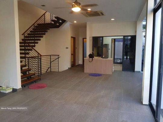 Jalan Ampang (D10), Semi-Detached - For Rent - Photo 1