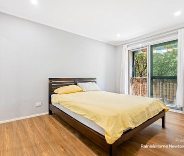 Generous family sized 3 bed townhome in Newington Mews - Photo 1