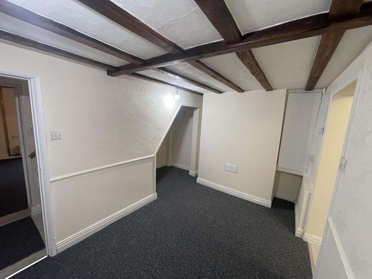 3 bedroom end of terrace house to rent - Photo 1
