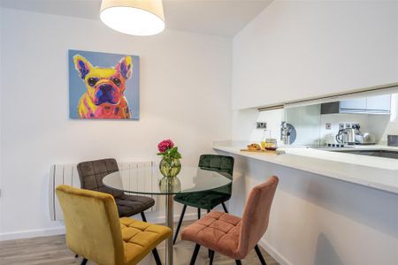2 bedroom apartment to rent - Photo 2
