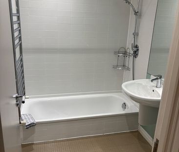 Room in a Shared Flat, Century Buildings, M3 - Photo 3