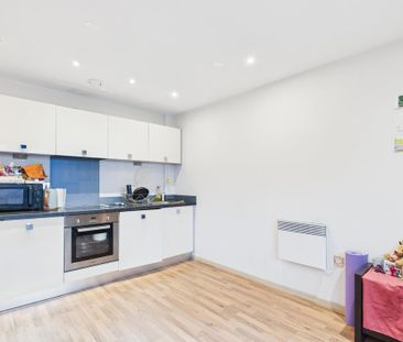 Studio to rent - Photo 6