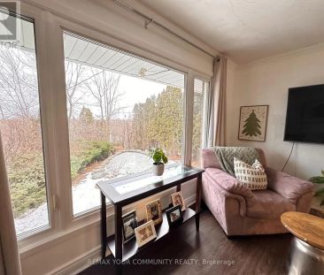 147 GRANDVIEW STREET S - Photo 3