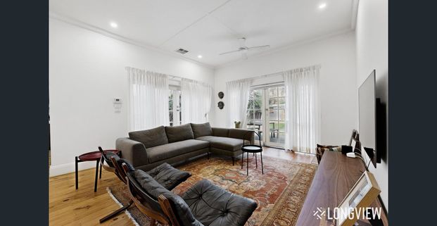 Character, Space And Indoor-Outdoor Living - Photo 1