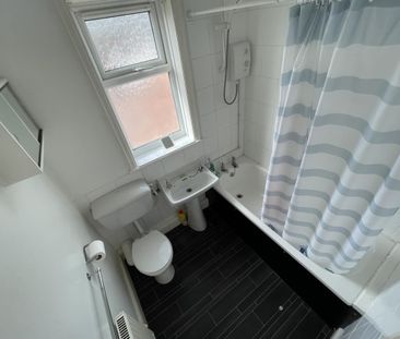 3 bedroom house - terraced to rent - Photo 1