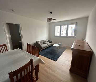 Location Appartement 2 pièces 48m² - Photo 5