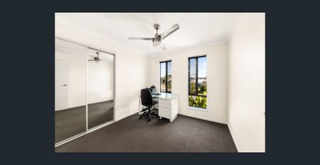 FULLY FURNISHED DUPLEX - 6 MONTH LEASE - Photo 4