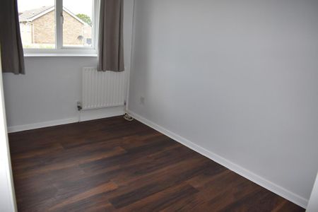 2 bedroom terraced house to rent - Photo 3