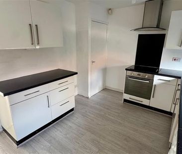 3 bedroom townhouse to rent - Photo 4