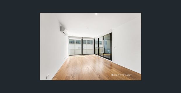 1-Bedroom Apartment in Ideal Location - Photo 1