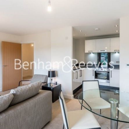 1 Bedroom flat to rent in Victoria Way, Fairthorn Road, SE7 - Photo 1