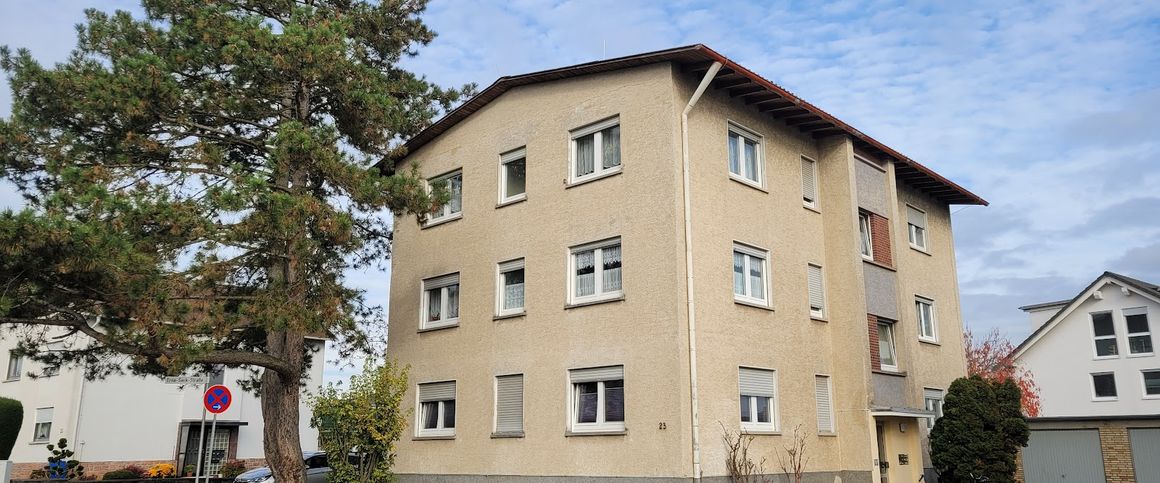 Praktische Erdgeschosswohnung mit Balkon und Kellerraum - Foto 1