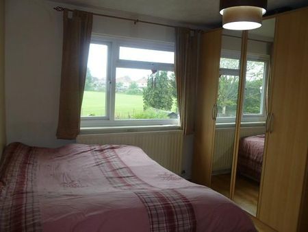 2 bedroom maisonette to rent - Photo 3