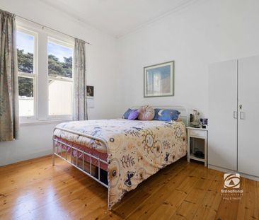 LARGE SHED - FARM LIVING - Photo 5