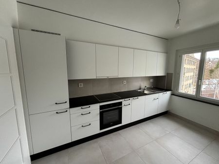 3-room apartment completely renovated with balcony - Photo 4