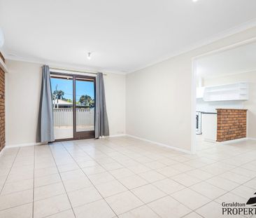 Welcome to 61 Drew Street! - Photo 1