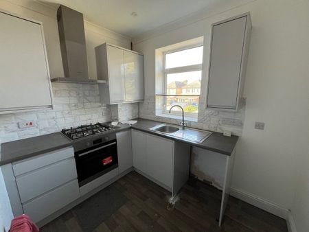 Pine Road, Bournemouth - Photo 2