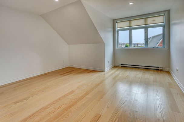 Condo for rent, Montréal (Saint-Laurent) - Photo 1