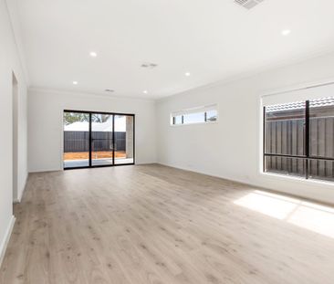 Modern Comfort Meets Country Charm in Littlehampton - Photo 1