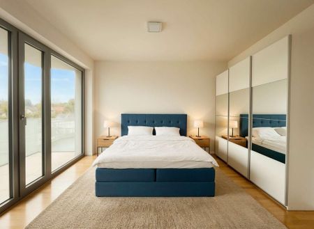 Modernes Apartment in der Europa-City mit Wasserblick - Foto 3