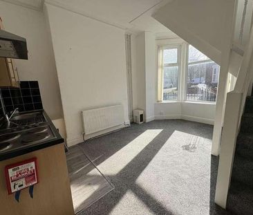 Balmoral Terrace, Fleetwood, FY7 - Photo 6