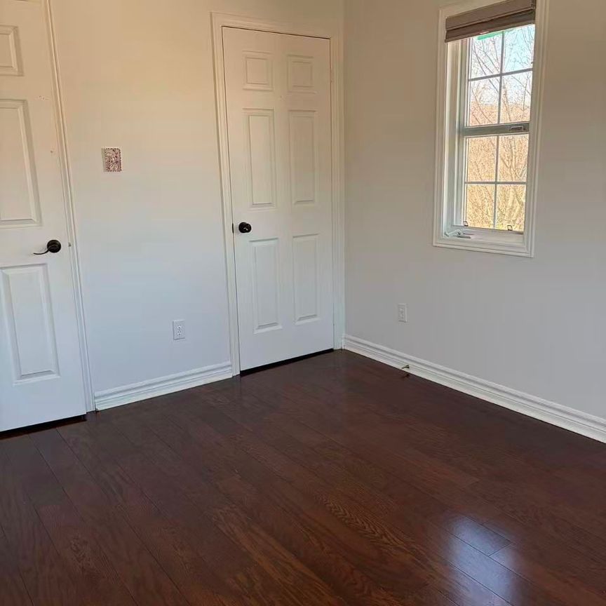 For Lease - 56 Ellesmere Street, Richmond Hill, Ontario - Photo 1