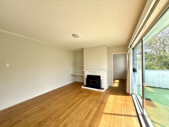 Spacious Family Home - Photo 1