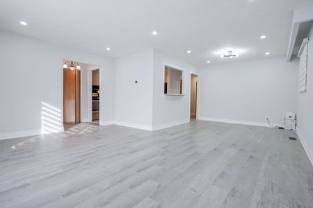 For Lease - 765 Morrish Road Unit# Bsmt, Toronto, Ontario - Photo 5