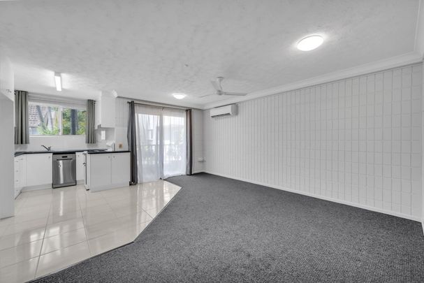 North Ward, 4810, North Ward Qld - Photo 1