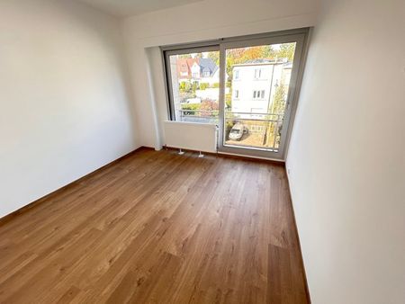 Verhuur appartement 2 kamers, 102m² - Foto 2