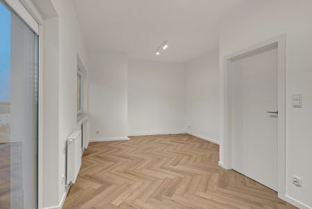 Drabinianka, 2 pokoje, nowe, komórka, garaż. - Zdjęcie 3