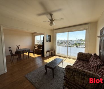 Location Appartement 4 pièces 78m² RENNES 35000 - Photo 3