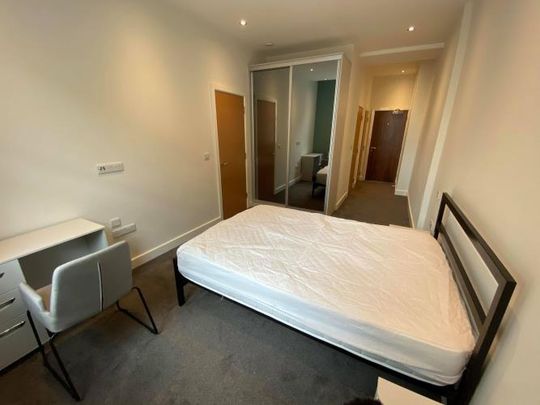 Student Apartment 2 bedroom, City Centre, Sheffield - Photo 1