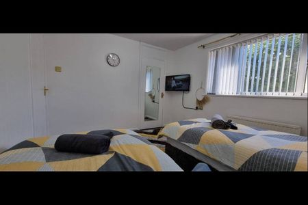 2 Bed End Terrace, Cromwell Street, LS9 - Photo 5