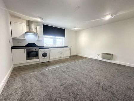 2 bedroom apartment to rent - Photo 4