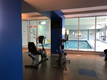 Bachelor Apartment - Photo 3