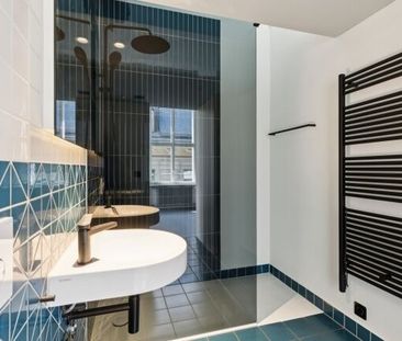 Loft exclusif avec vue sur le pont de la chapelle et le château d’eau - Photo 4