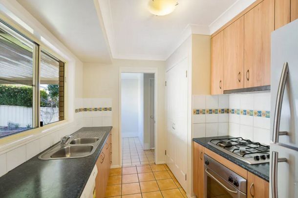 8 Myora Close, Darling Heights - Photo 1
